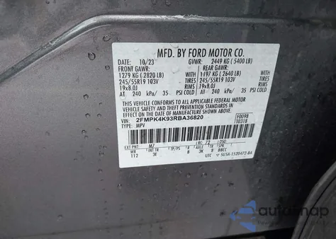 2024 Ford Edge Titanium z USA, uszkodzony, nr VIN 2FMPK4K93RBA36820
